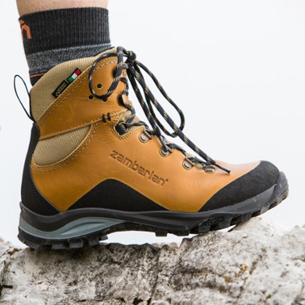 zamberlan 330 marie gtx