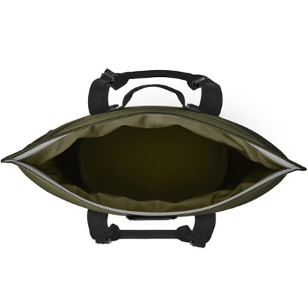 YETI Hopper M30 Soft Cooler 5