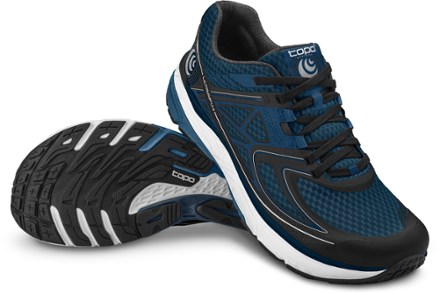 topo athletic running shoes