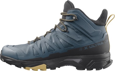 salomon mens walking boots
