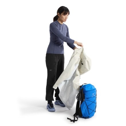 Arc'teryx Rho Crew Neck Long-Sleeve Base Layer Top - Women's 3