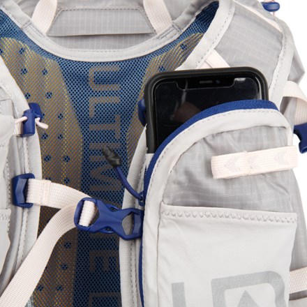 Ultimate Direction FastpackHer 20 Pack - Women's 4