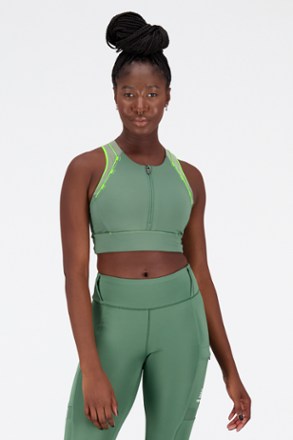 New Balance Impact Run All Terrain Bra 1