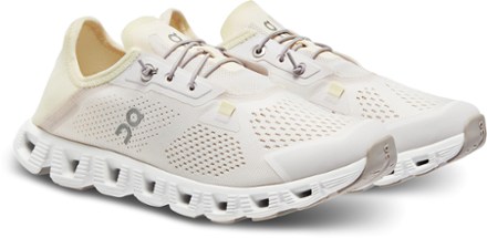 On Cloud 5 Coast Shoes - Women's 2