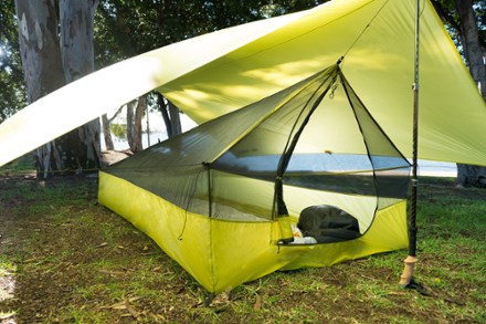 In use with tarp (Lime)