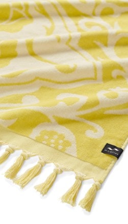 Slowtide Rosie Premium Woven Towel 2