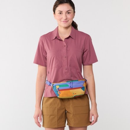 REI Co-op Trail 2 Print Waist Pack 1