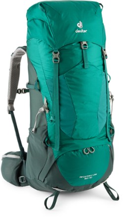 3/4 front view (Alpine Green/Forest)