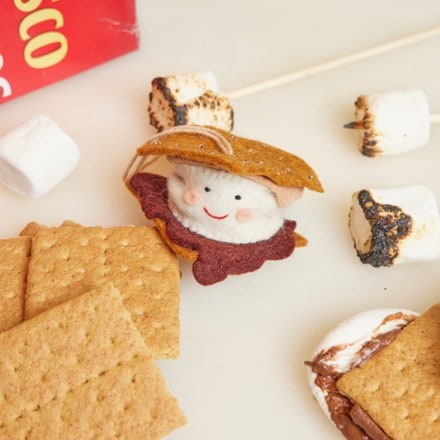 Craftspring S'more Ornament 4