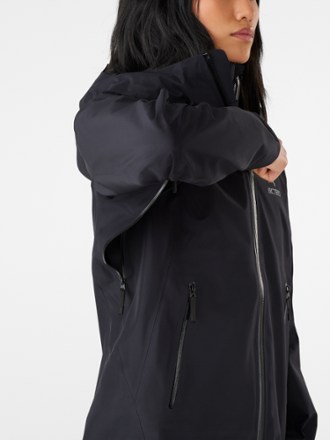 Arc'teryx Beta LT Jacket - Women's 7