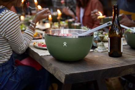 Hydro Flask Serving Bowl with Lid - 5 Qt. 2