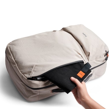 Bellroy Lite Travel Pack 30L 4