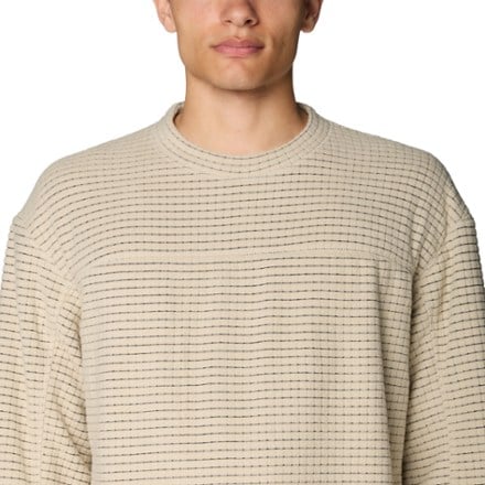 Mountain Hardwear Summit Grid Big Grid Pullover Crew - Men's 3