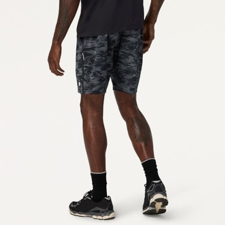 Vuori Banks Session Unlined 7" Shorts - Men's 2