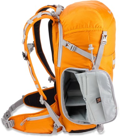 side pocket view (orange)