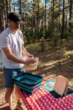 Adventure Ready Roll Up Dish Drying Station 6