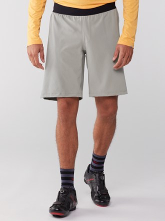 PEARL iZUMi Prospect 2/1 Bike Shorts with Liner - Men's 1