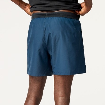 Brooks Dash 6" 2-in-1 Shorts - Men's 1