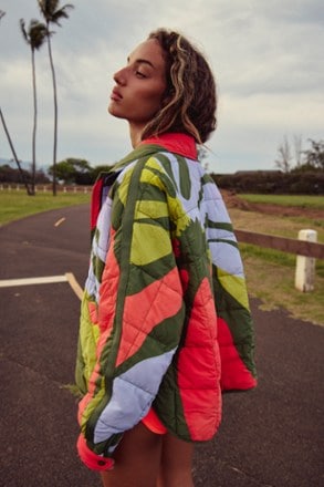 Location Image for Pippa Packable Puffer Insulated Jacket - Women's