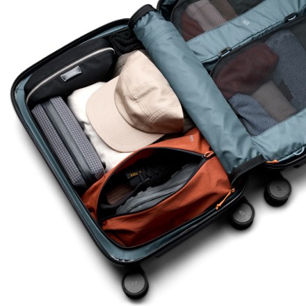 Bellroy Transit Carry-On 7