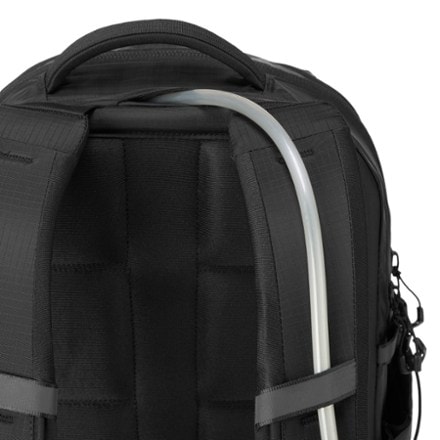 The North Face Borealis Pack Hydration port & tube routing