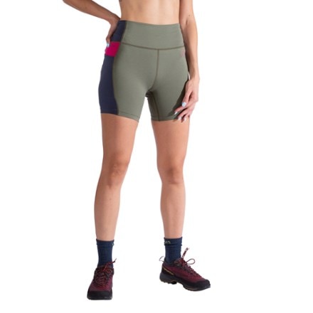 La Sportiva Cosmosis 6" Shorts - Women's 1