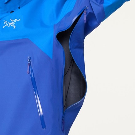 Arc'teryx Beta AR Jacket - Men's 6