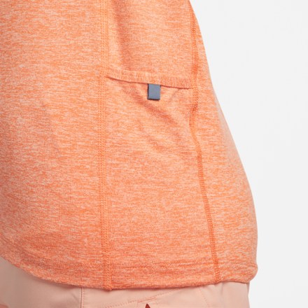 Nike Element Long-Sleeve Crew Running Top - Women's 4