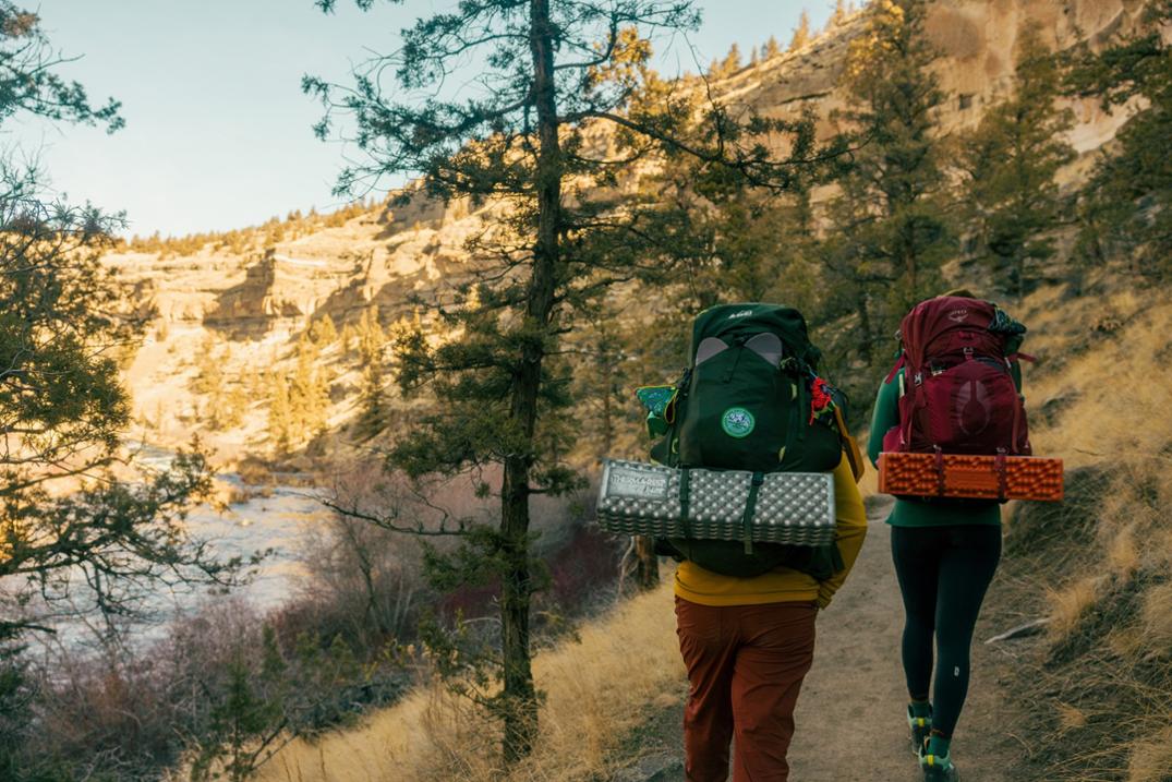 Location Image for Traverse 60 Pack - Women's