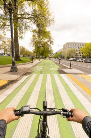 Co-op Cycles Generation e1.1 Electric Bike | REI Co-op