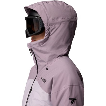Columbia Highland Summit Insulated Jacket - Women's 4