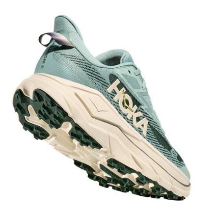 HOKA Challenger 8 Trail-Running Shoes - Men's 7