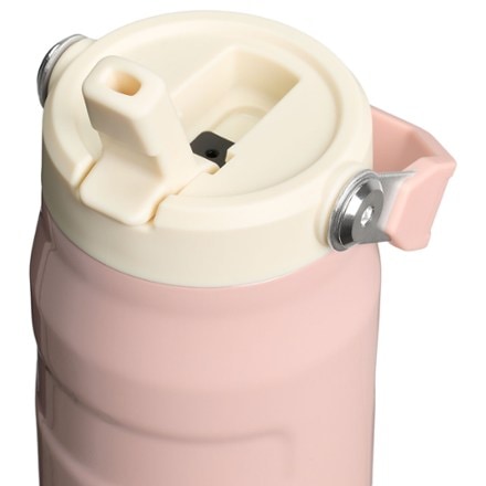 Stanley IceFlow AeroLight 2.0 Vacuum Water Bottle with Flip Straw Lid - 24 fl. oz. 2
