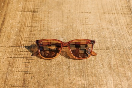 Location Image of color Caramel