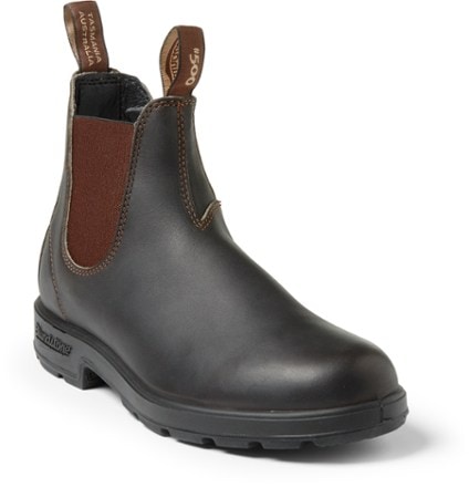 Blundstone Original Chelsea Boots 3/4 front view (Stout Brown)