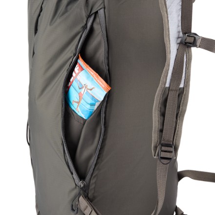 REI Co-op Flash 18 Pack Trekking pole attachments