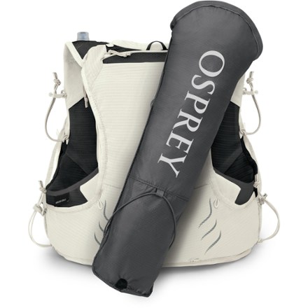 Osprey Dyna Pro 10 Hydration Vest - Women's Shown with included quiver