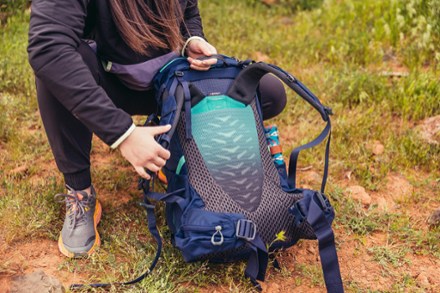 backpack for laptop and travel Knack Bags Series 1 Medium Expandable Color:dusty peach folders and other items Top Hiking Backpacks | BS1