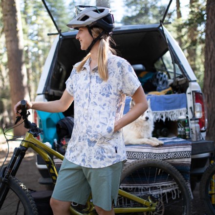 Flylow Aster Bike Shirt - Women's 4