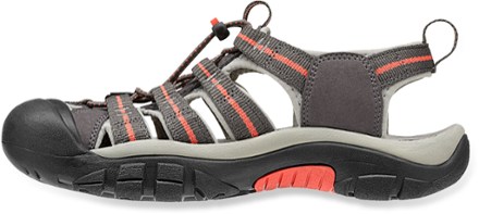 Instep detail (Magnet/Hot Coral)