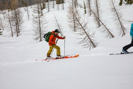 Location Image of color Orange