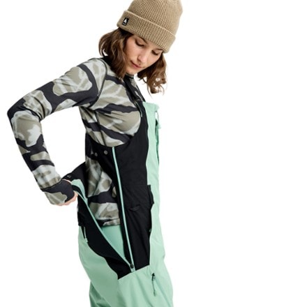 Burton Reserve 2L Bib Pants - Women's 4