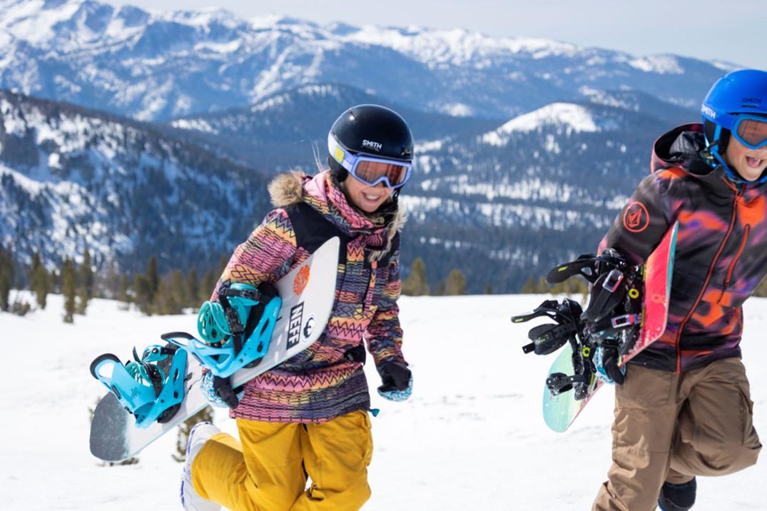 Location Image for Glide Jr. Mips Snow Helmet - Kids'