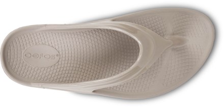 OOFOS OOmega OOlala Flip-Flops - Women's 5