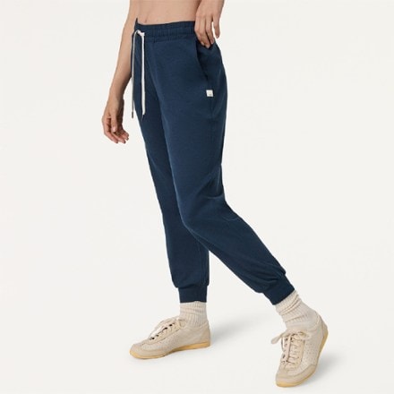 Vuori Performance Joggers - Women's 4