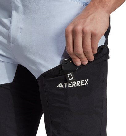 adidas Xperior Hiking Shorts - Men's 5
