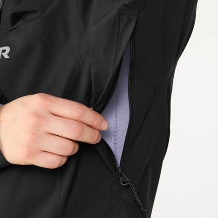 Outdoor Research Stratoburst Stretch Rain Jacket - Women's 6