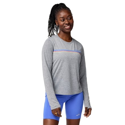 Brooks Distance Long-Sleeve Shirt 3.0 - Women's 1