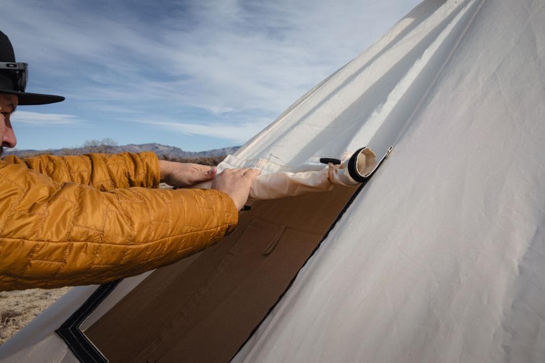 Location Image for Regatta 13' Extended Fly Cover