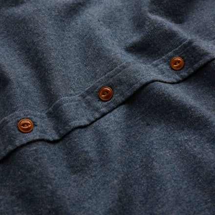 VISSLA Go-To Lightweight Flannel - Men's 2